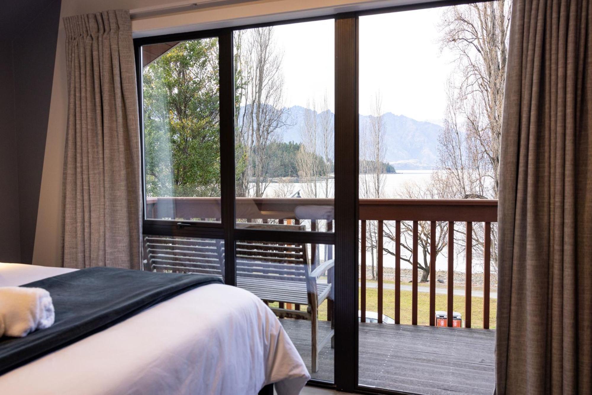 Haka House Queenstown Lakefront Exteriör bild